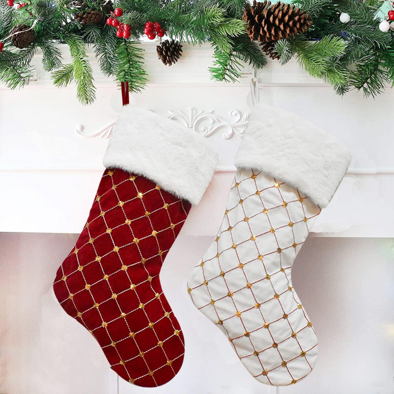 ถุงเท้าคริสต์มาสขนเฟอร์เทียมลา - Christmas Stocking Hanging บทวิจารณ์และราคา