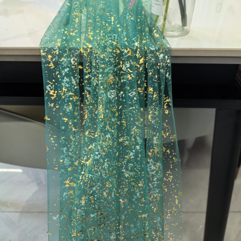 ผ้าปูโต๊ะสีดำทอง ประดับลายปั๊ม - Christmas Table Runner บทวิจารณ์และราคา